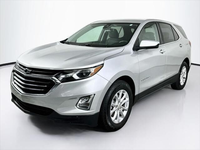 2020 Chevrolet Equinox LT — photo 1 of 13