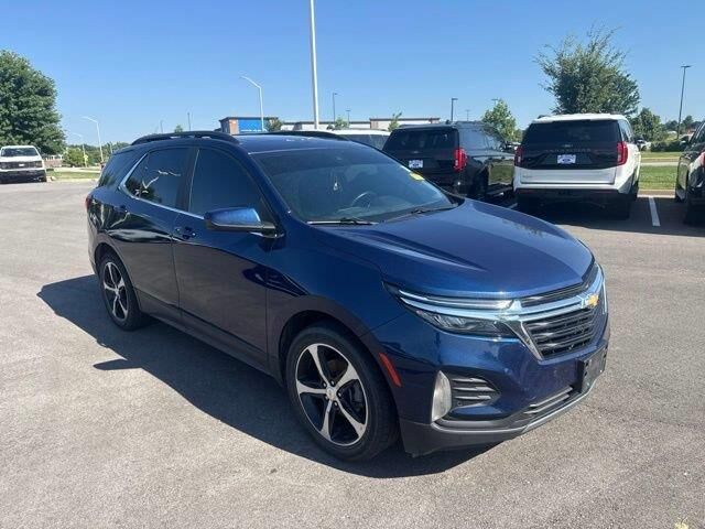 2022 Chevrolet Equinox LT — photo 1 of 23