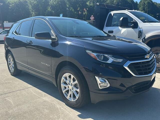 2020 Chevrolet Equinox LT — photo 1 of 1