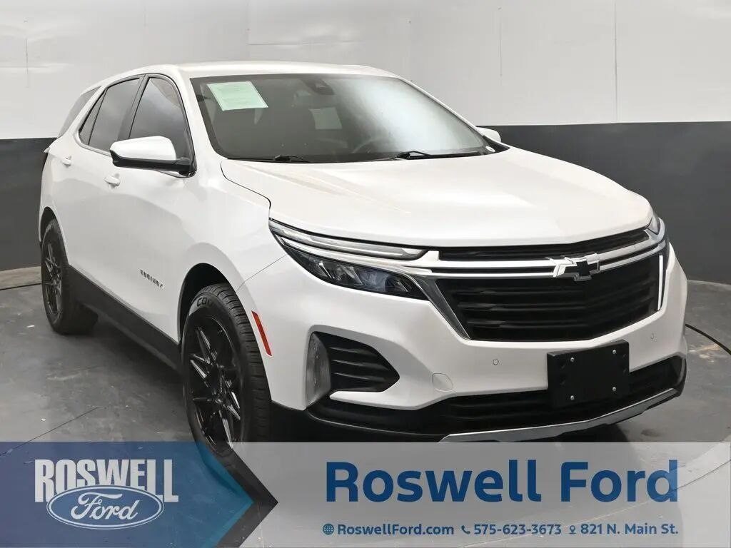 2022 Chevrolet Equinox LT — photo 1 of 12