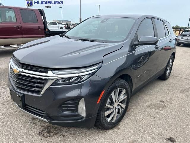 2022 Chevrolet Equinox LT — photo 1 of 8