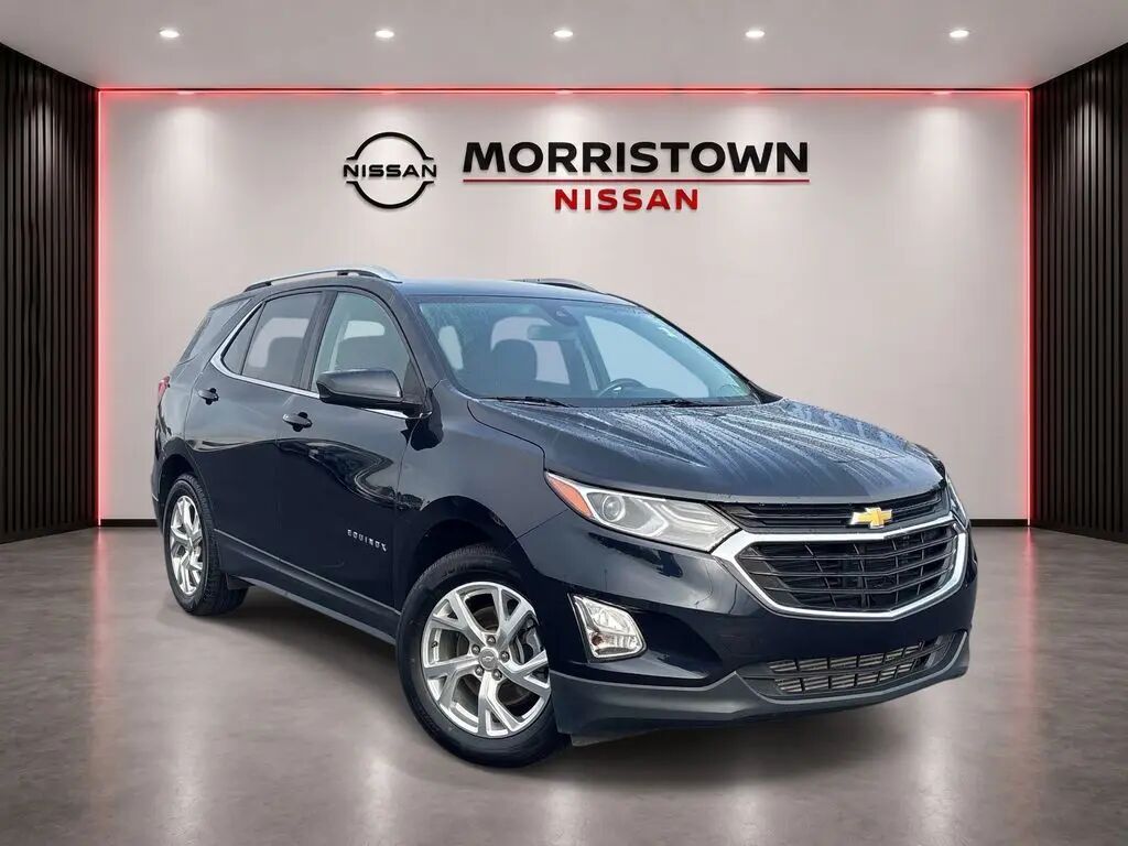 2020 Chevrolet Equinox LT — photo 1 of 14