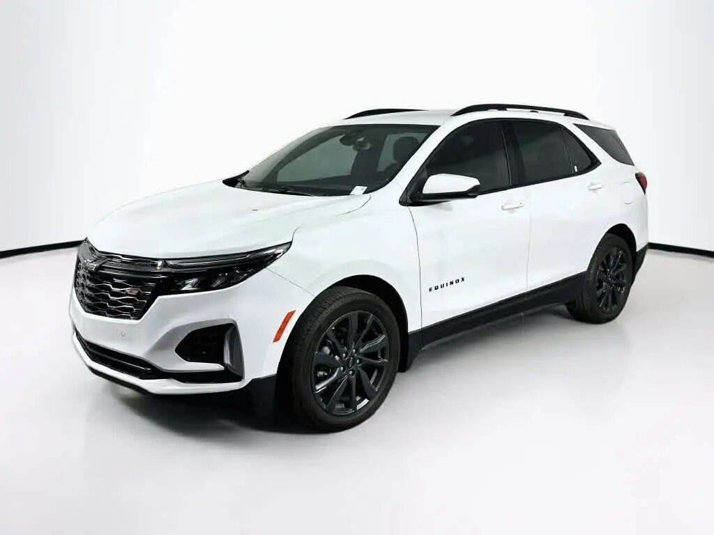 2024 Chevrolet Equinox RS — photo 1 of 13