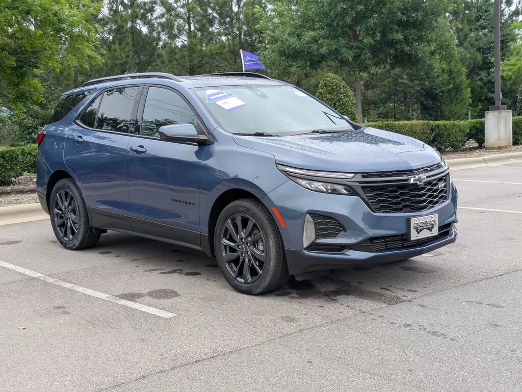 2024 Chevrolet Equinox RS — photo 1 of 14