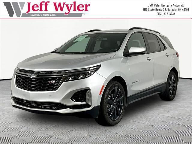 2022 Chevrolet Equinox RS — photo 1 of 13