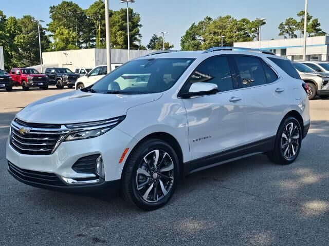 2024 Chevrolet Equinox Premier — photo 1 of 13