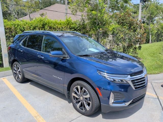 2023 Chevrolet Equinox Premier — photo 1 of 8