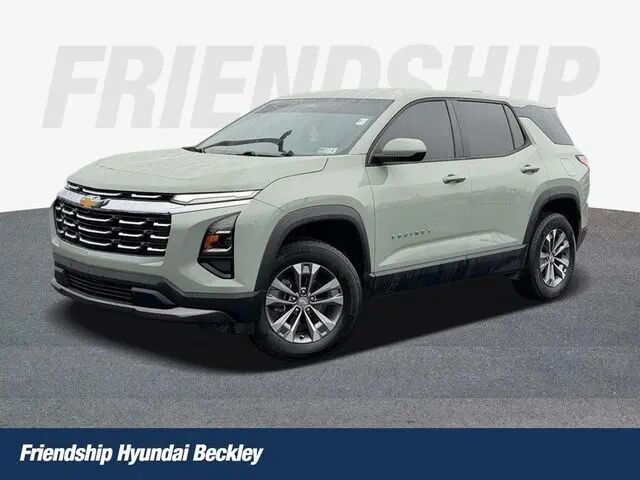 2025 Chevrolet Equinox LT — photo 1 of 2