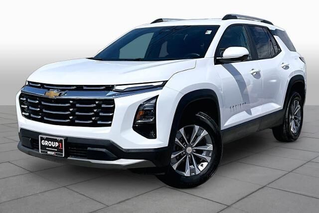 2025 Chevrolet Equinox LT — photo 1 of 13