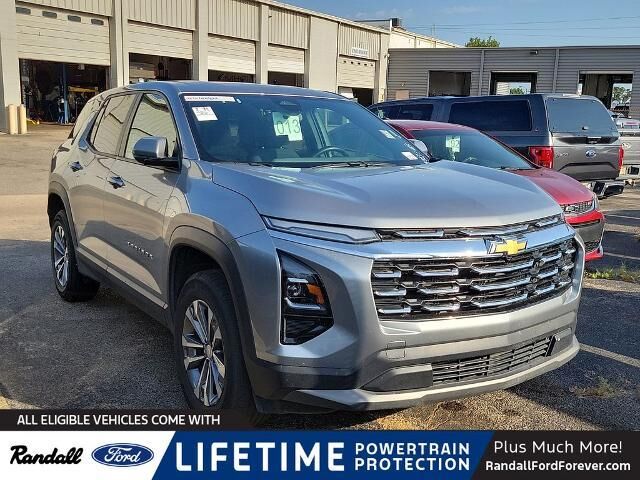 2025 Chevrolet Equinox LT — photo 1 of 26