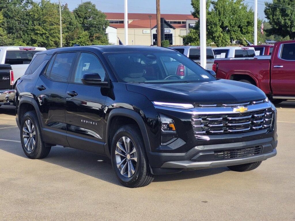 2026 Chevrolet Equinox LT — photo 1 of 13