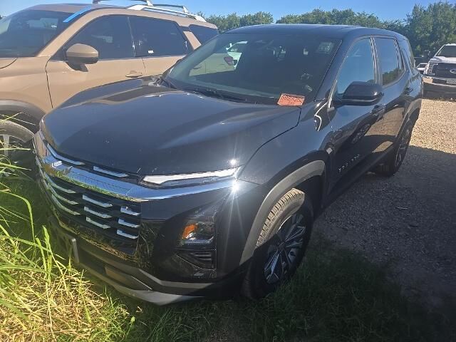 2026 Chevrolet Equinox LT — photo 1 of 4