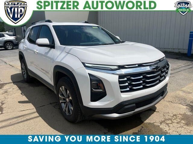 2025 Chevrolet Equinox LT — photo 1 of 14