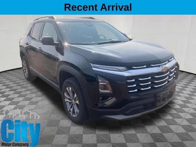 2025 Chevrolet Equinox LT — photo 1 of 13