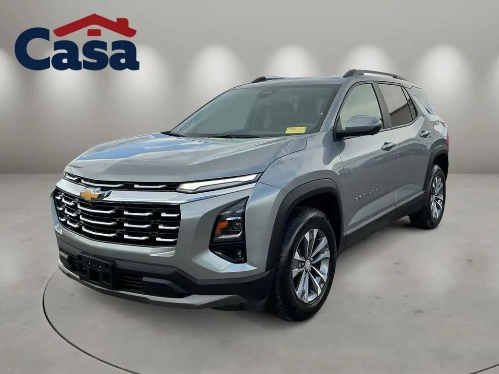 2025 Chevrolet Equinox LT — photo 1 of 13