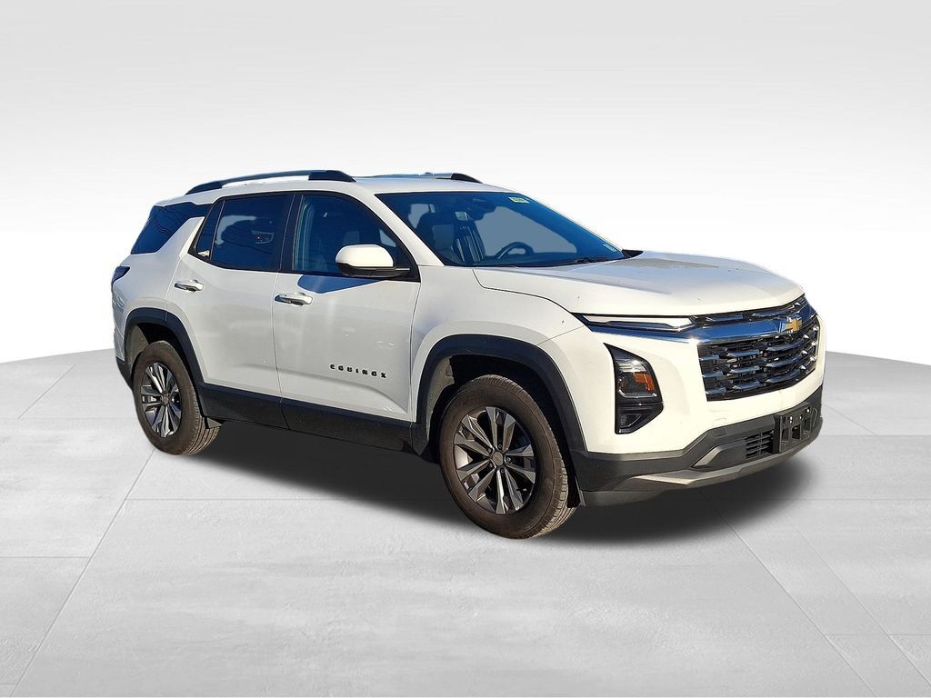 2025 Chevrolet Equinox LT — photo 1 of 1