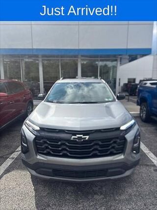 2025 Chevrolet Equinox LT — photo 1 of 4