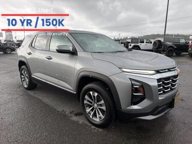 2025 Chevrolet Equinox LT — photo 1 of 13