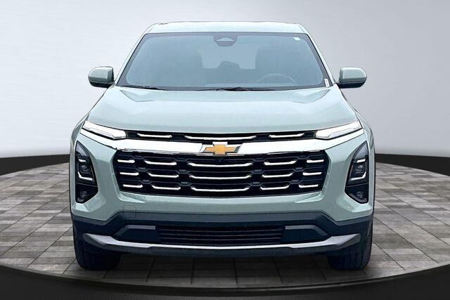 2026 Chevrolet Equinox LT — photo 1 of 24