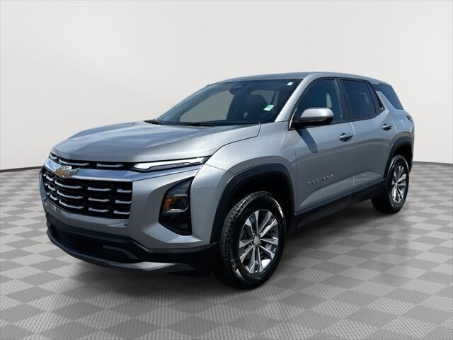 2026 Chevrolet Equinox LT — photo 1 of 13