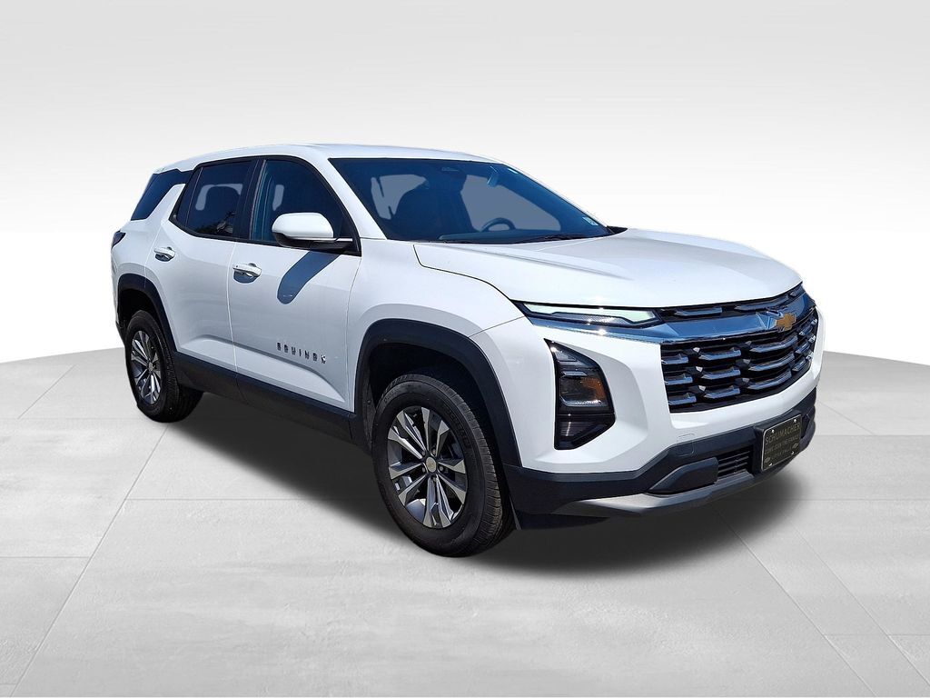 2026 Chevrolet Equinox LT — photo 1 of 13