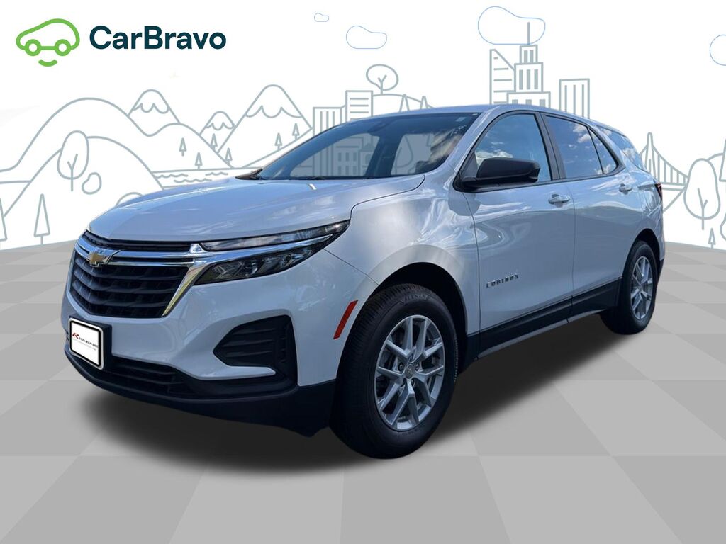 2023 Chevrolet Equinox LS — photo 1 of 6