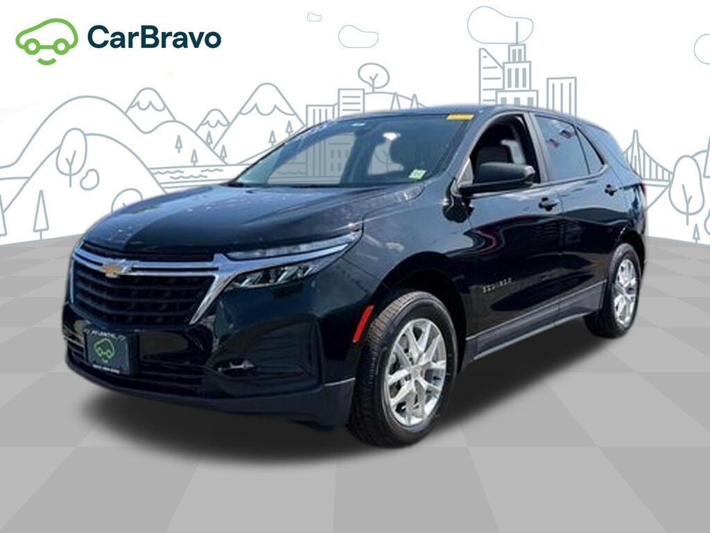 2023 Chevrolet Equinox LS — photo 1 of 6