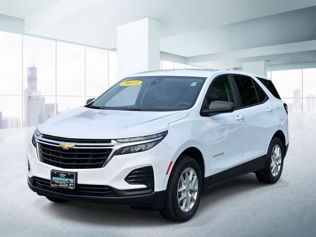 2023 Chevrolet Equinox LS — photo 1 of 13