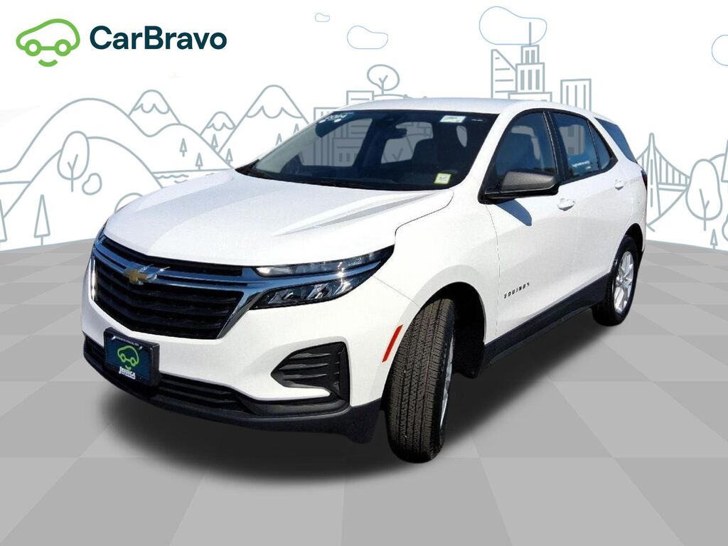 2024 Chevrolet Equinox LS — photo 1 of 6