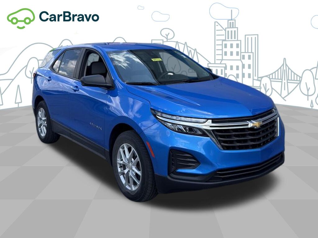 2024 Chevrolet Equinox LS — photo 1 of 6