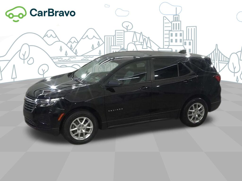 2024 Chevrolet Equinox LS — photo 1 of 6