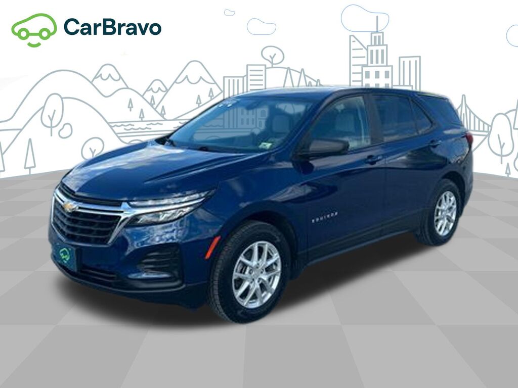 2023 Chevrolet Equinox LS — photo 1 of 6