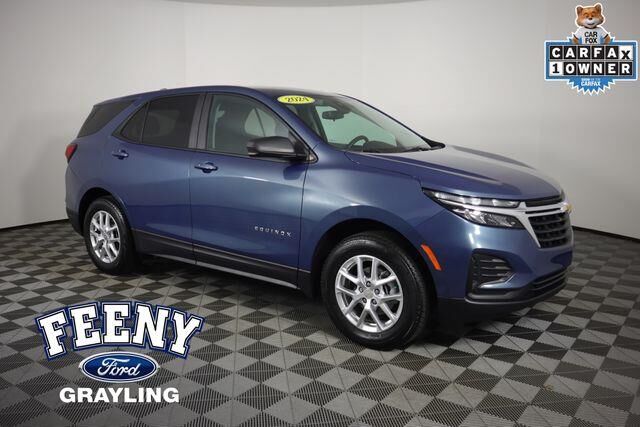 2024 Chevrolet Equinox LS — photo 1 of 13