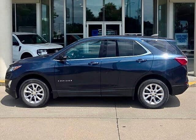 2018 Chevrolet Equinox LT — photo 1 of 27