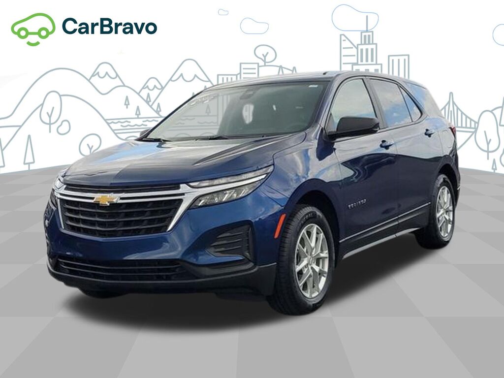 2022 Chevrolet Equinox LS — photo 1 of 6