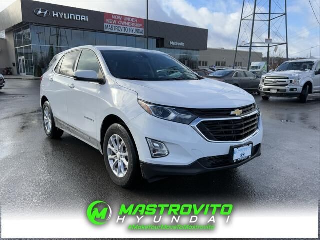 2018 Chevrolet Equinox LT — photo 1 of 13