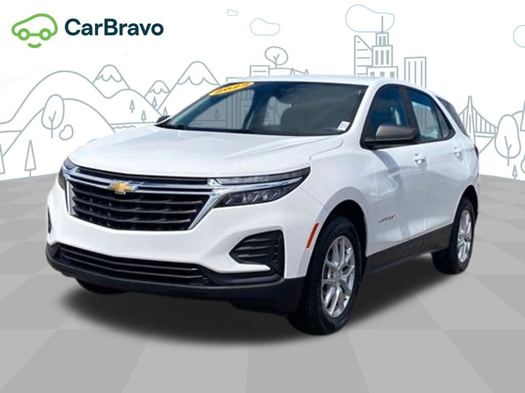 2022 Chevrolet Equinox LS — photo 1 of 6