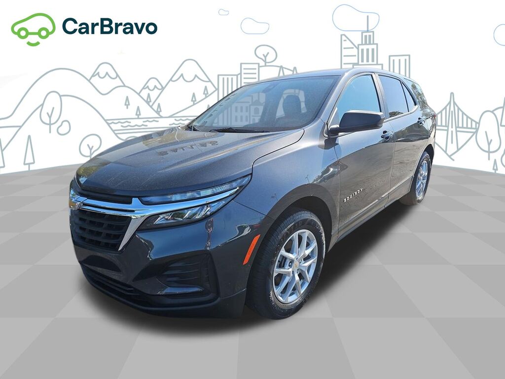 2022 Chevrolet Equinox LS — photo 1 of 6