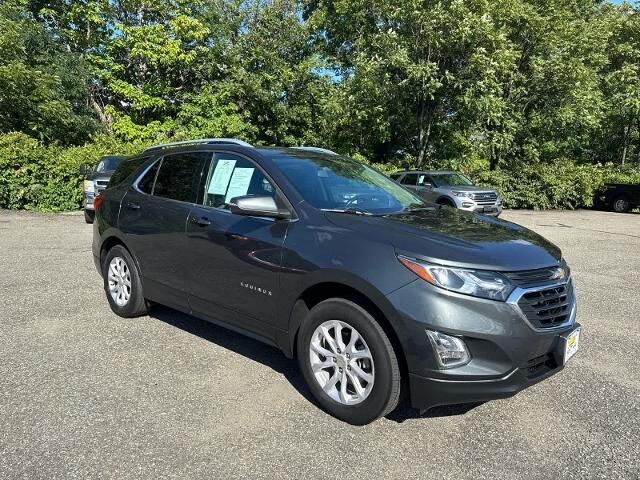 2018 Chevrolet Equinox LT — photo 1 of 26
