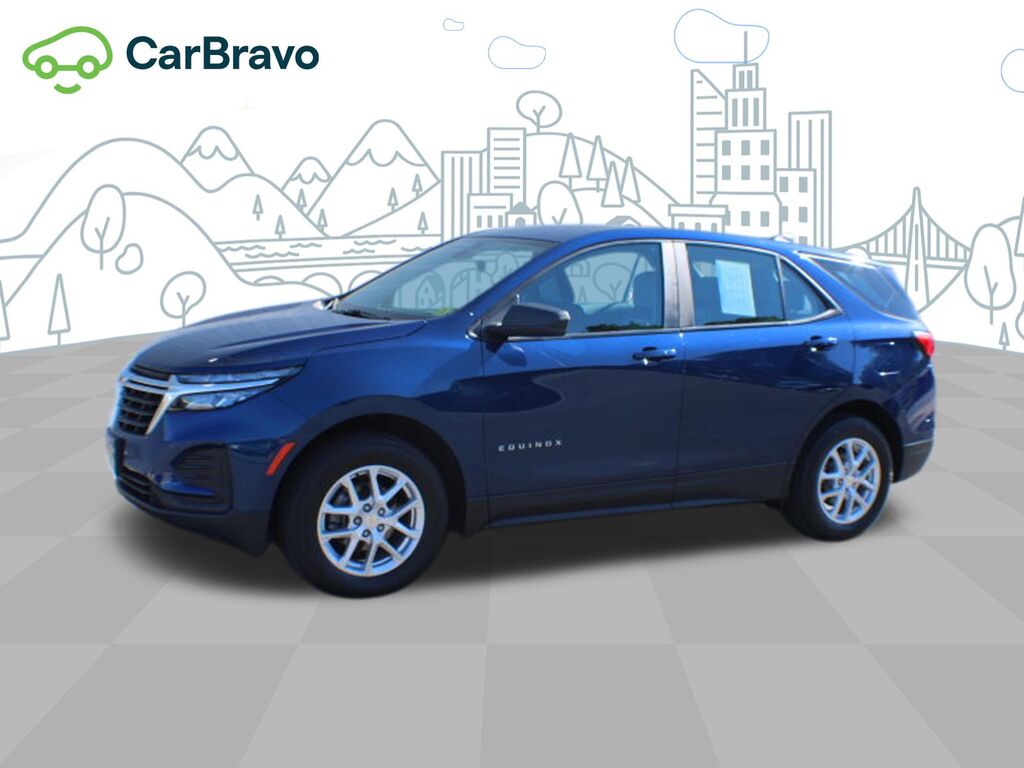 2022 Chevrolet Equinox LS — photo 1 of 6
