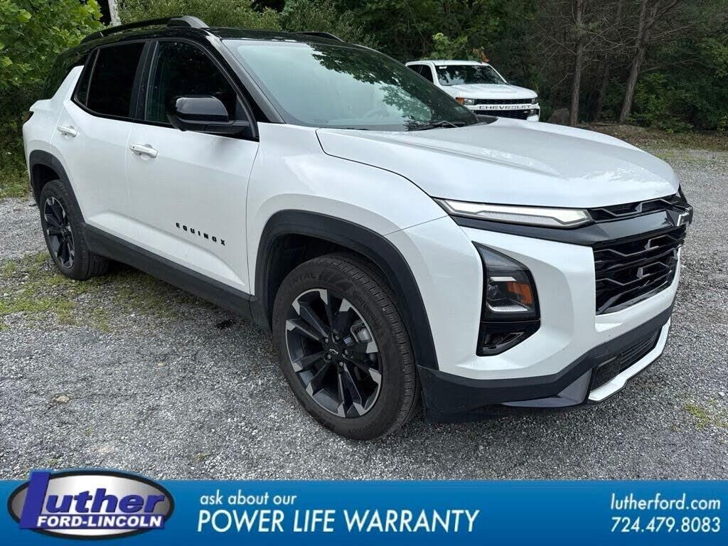 2025 Chevrolet Equinox RS — photo 1 of 2