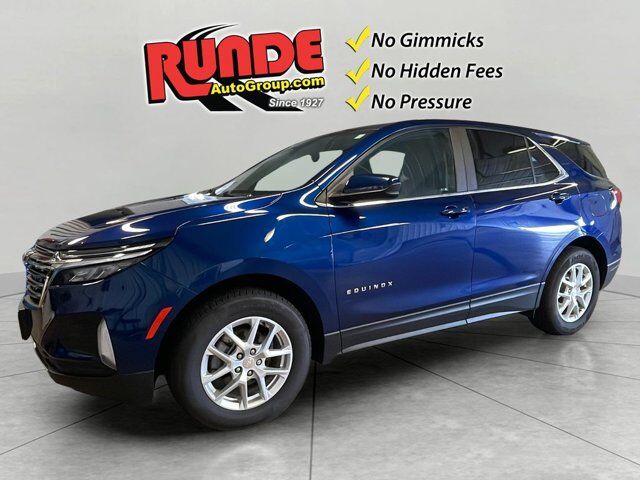 2023 Chevrolet Equinox LT — photo 1 of 12
