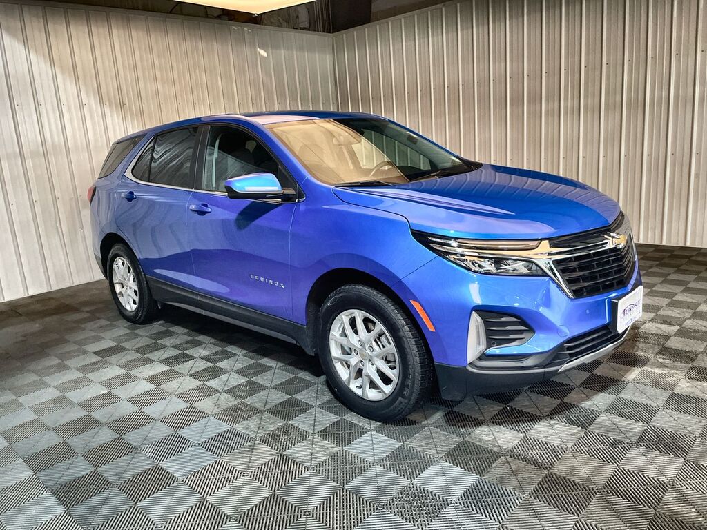 2024 Chevrolet Equinox LT — photo 1 of 7