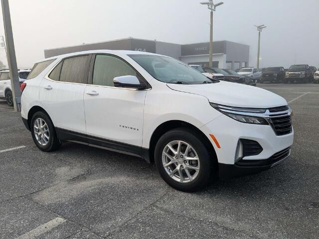 2024 Chevrolet Equinox LT — photo 1 of 39