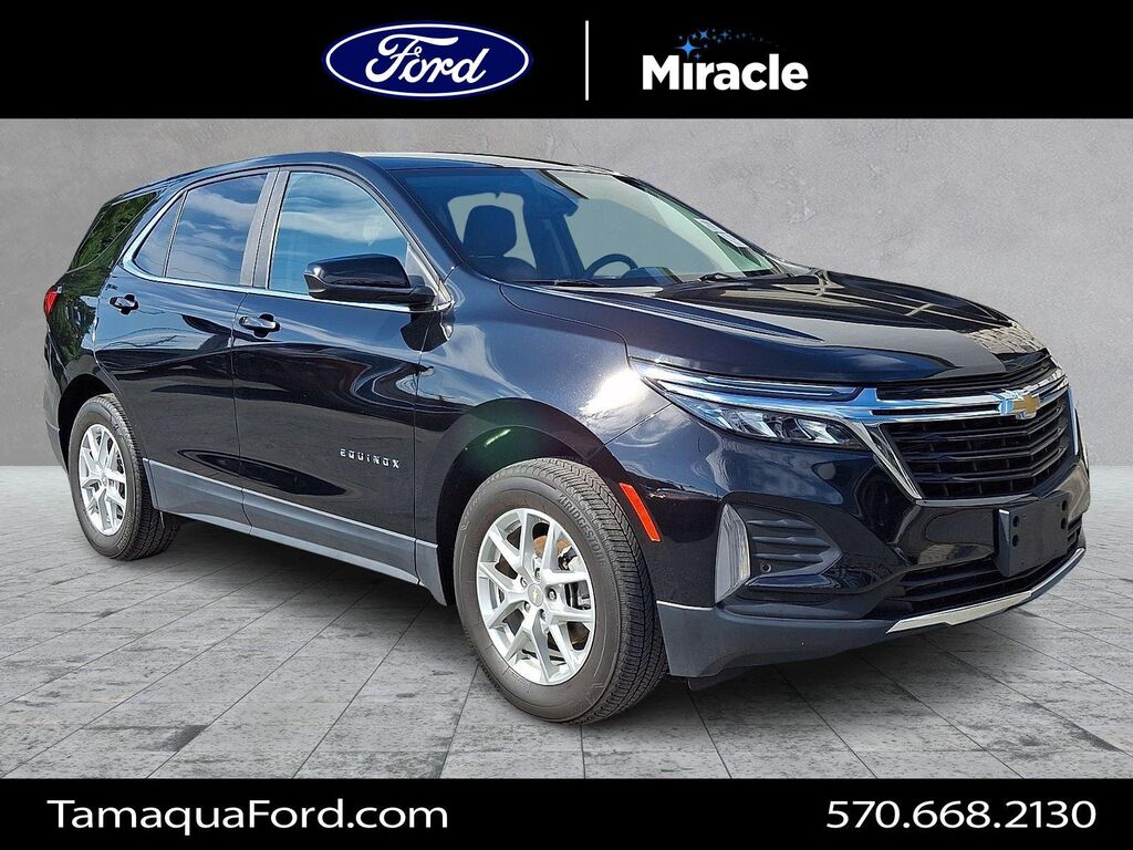 2023 Chevrolet Equinox LT — photo 1 of 3