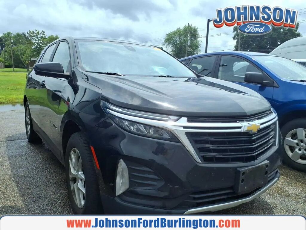 2023 Chevrolet Equinox LT — photo 1 of 26