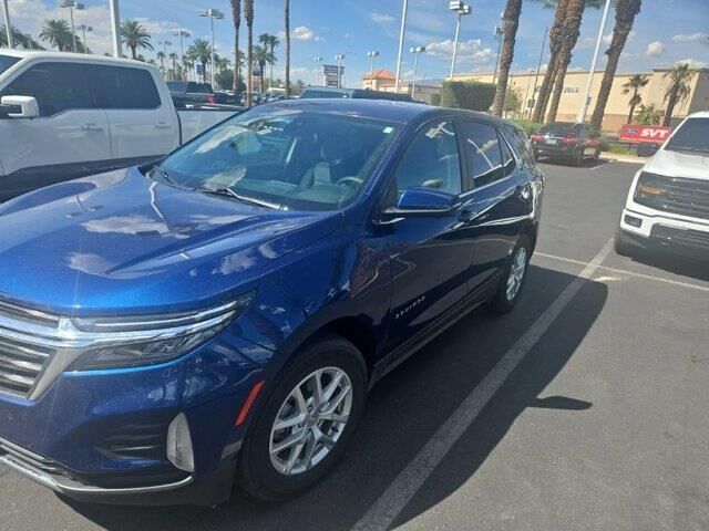 2023 Chevrolet Equinox LT — photo 1 of 37