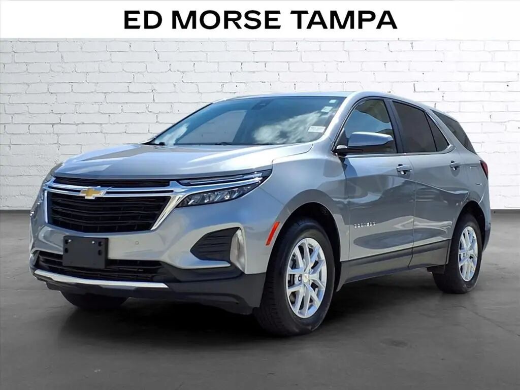 2024 Chevrolet Equinox LT — photo 1 of 13