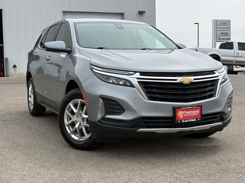 2024 Chevrolet Equinox LT — photo 1 of 26