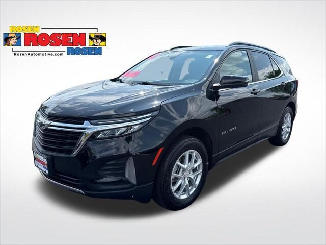 2024 Chevrolet Equinox LT — photo 1 of 13